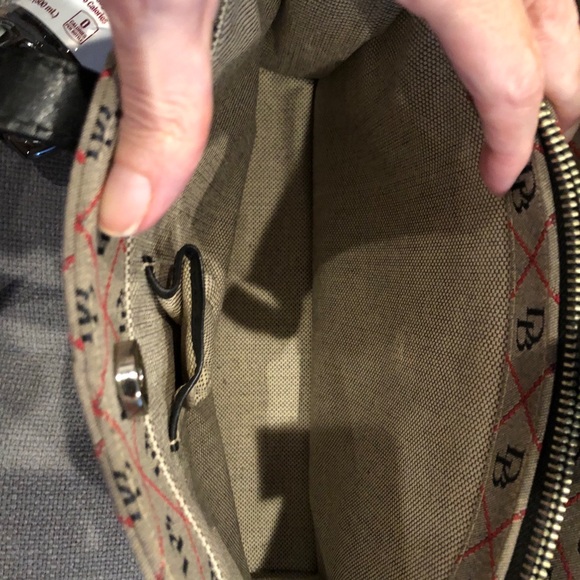 Dooney & Burke like new, navy and red - Picture 4 of 5